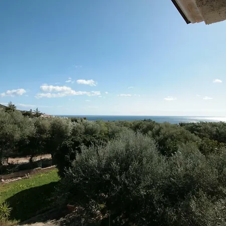 - Marina Apartment *
